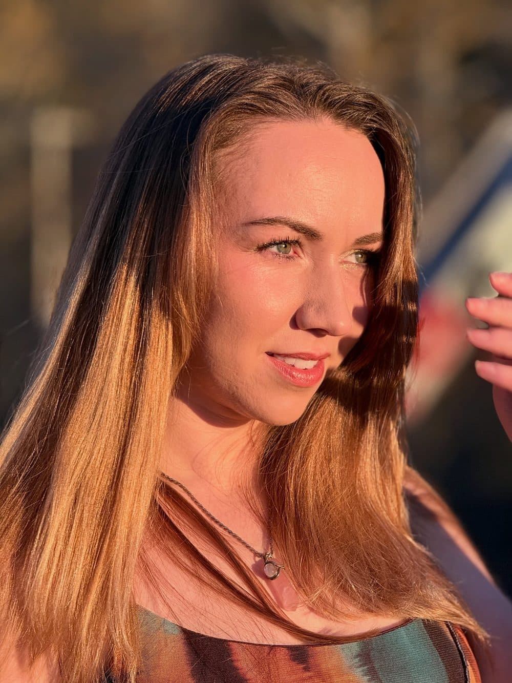 No filters or edits, just the #iphone a beautiful sunset and a pretty lady. Which one is your favorite?